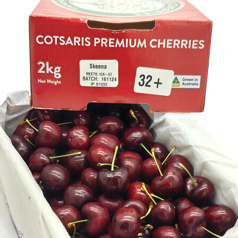 Cotsaris-Skeena-Cherries-Gift-Box-32mm+---2kg-1