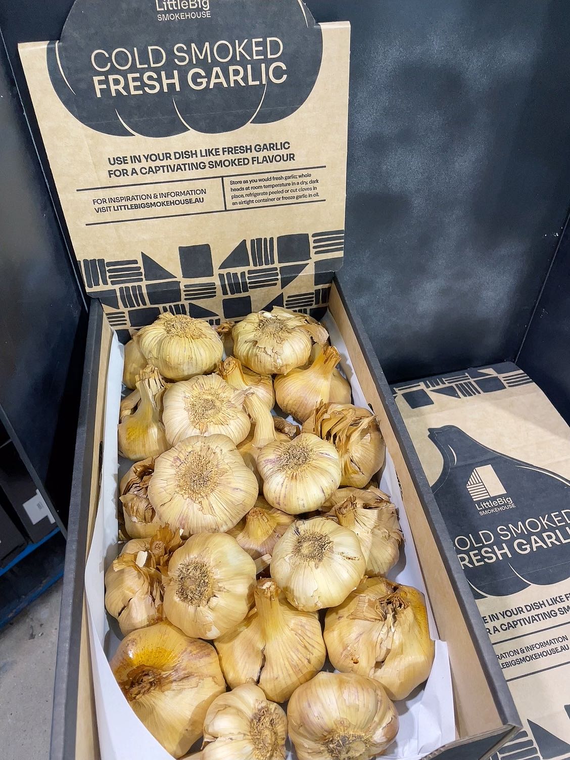 Cold-Smoked-Garlic---250-300g-1