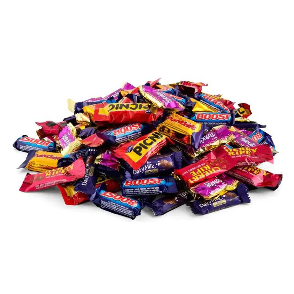 Cadbury-Assorted-Chocolate-Snacks-Party-Pack-110pcs-1.56kg-1