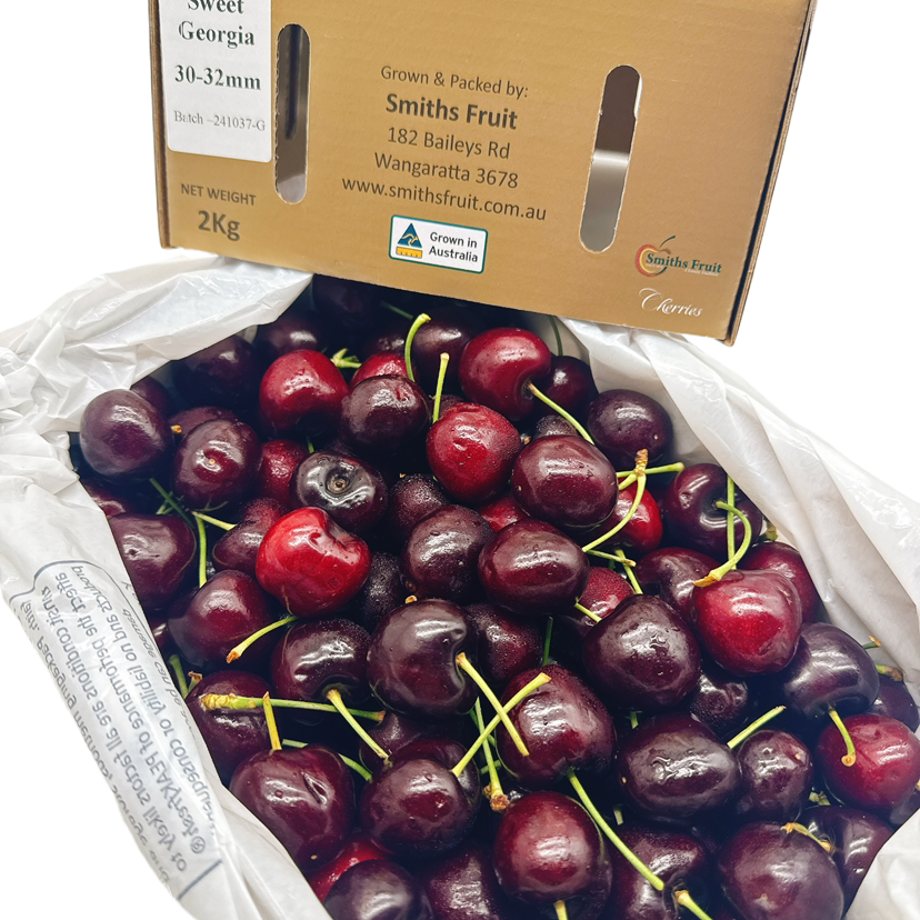 Smiths-Fruit-Sweet-Georgia-Cherries-Gift-Box-30-32mm---2kg-1