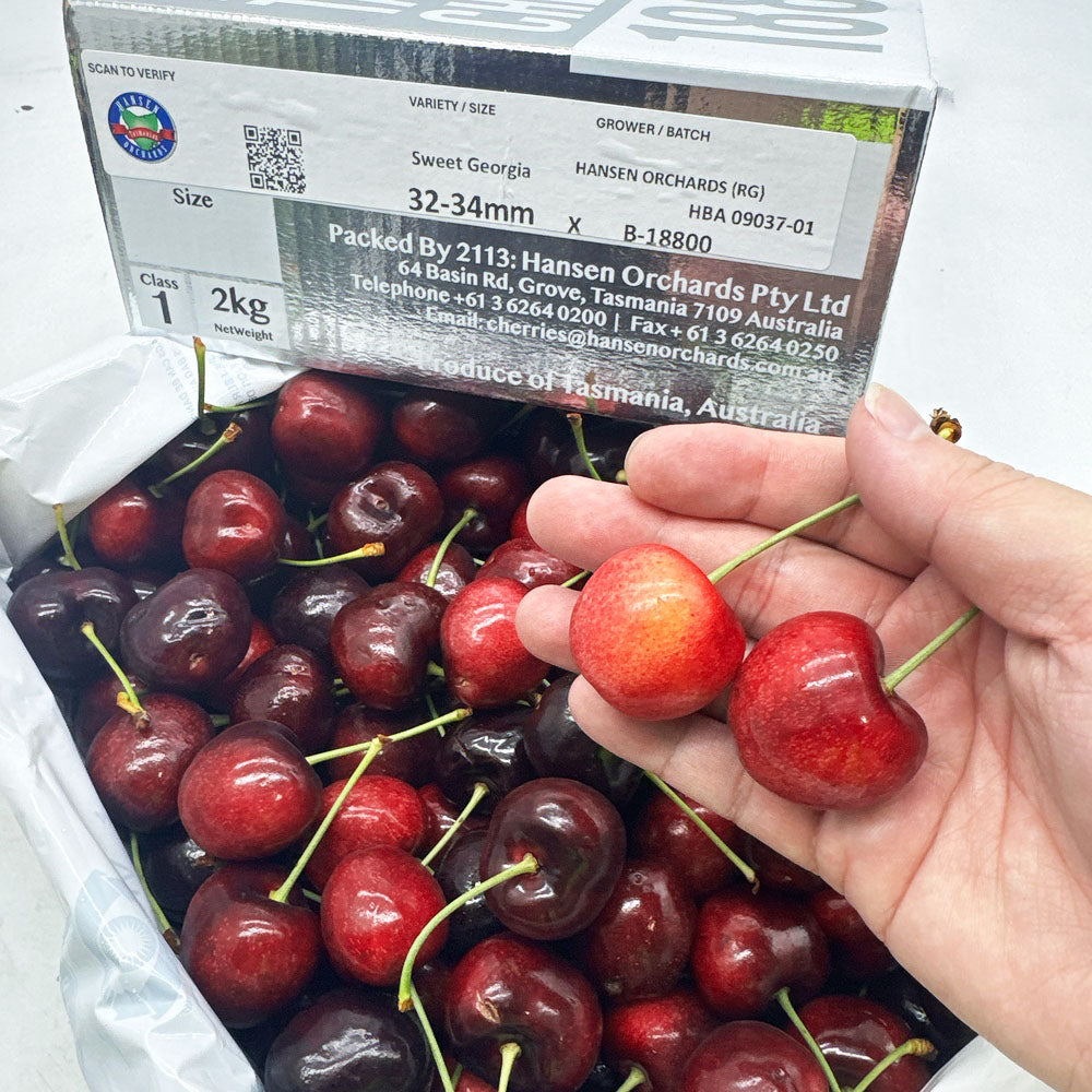 Hansen-Orchards-Sweet-Georgia-Cherries-Gift-Box-32-34mm---2kg-1