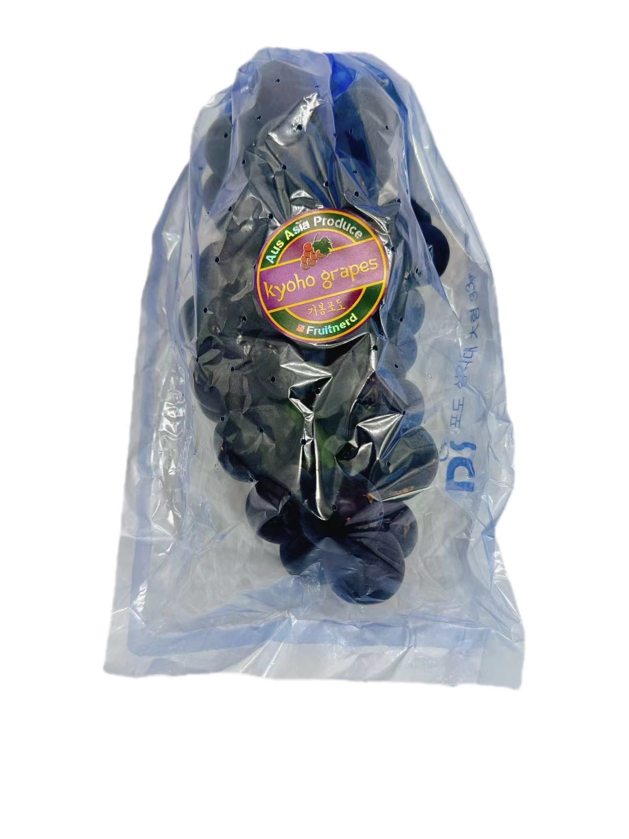 Korean-Kyoho-Grapes---1-Bunch,-600-700g-1