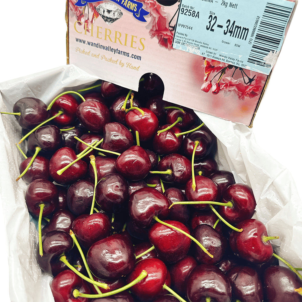 Wandin-Valley-Farms-Premium-Regina-Cherries-Gift-Box---2kg-1