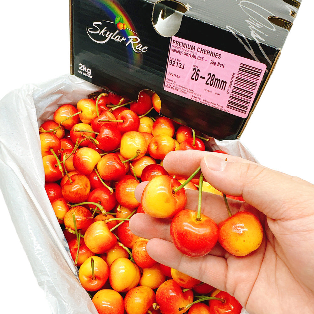 Skylare-Rae-White-Cherries-Gift-Box---2kg-1