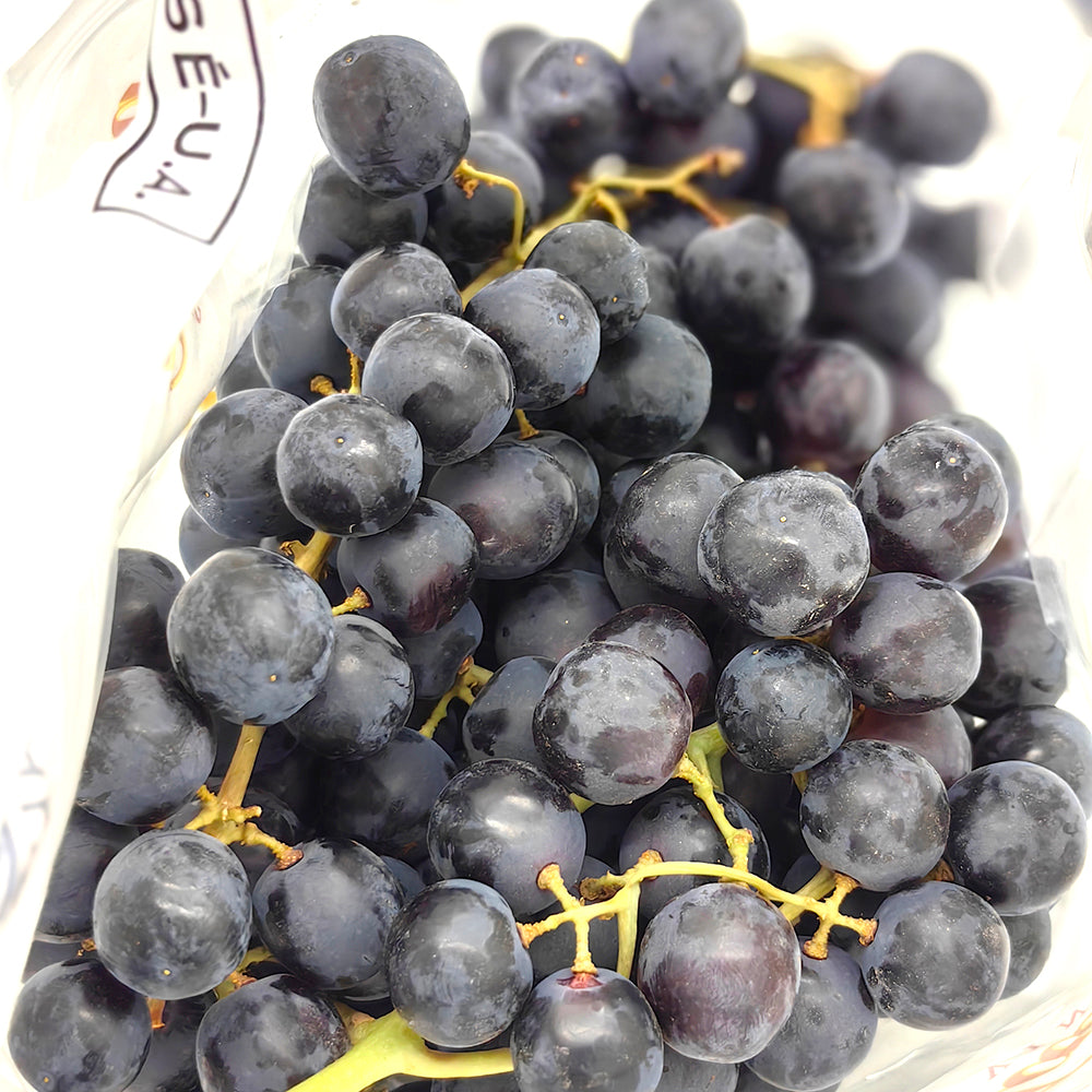 grapes-seedless-black-kilogram-1