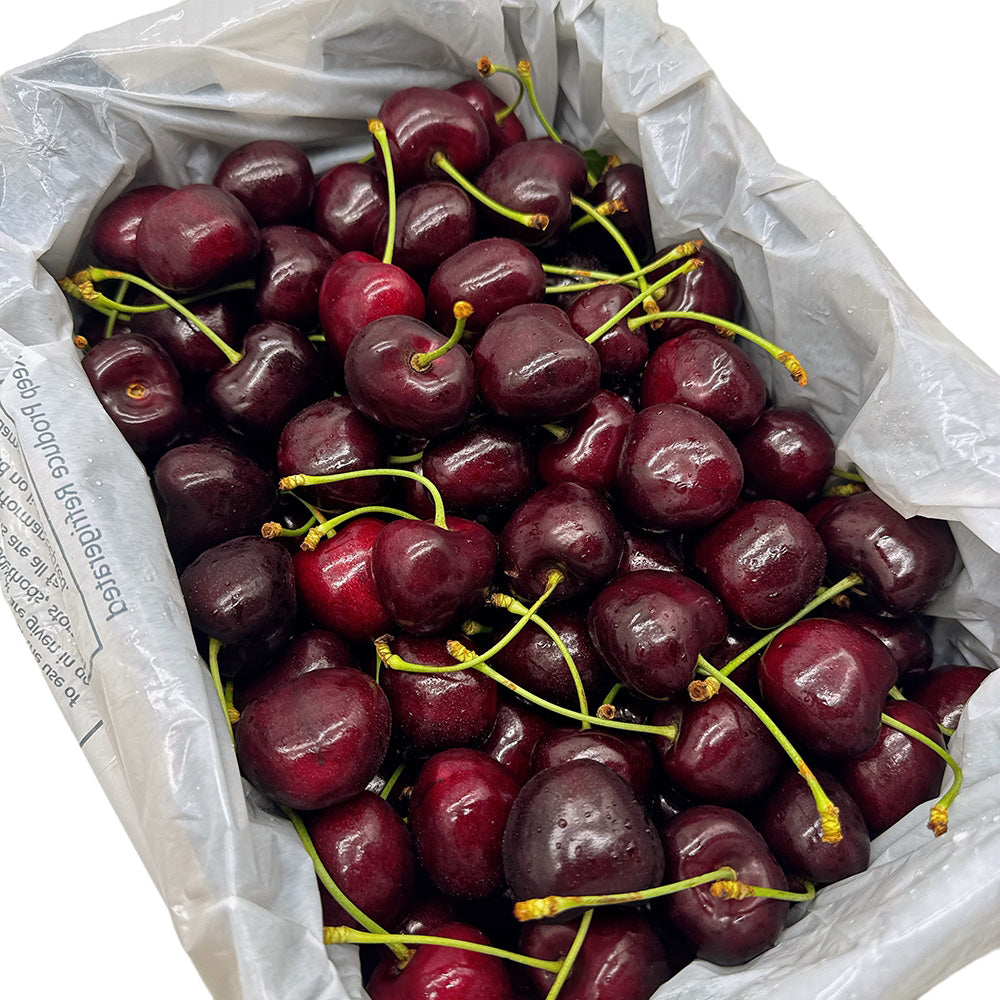 Black-Creek-Regina-Cherries-Gift-Box-32-34mm---2kg-1