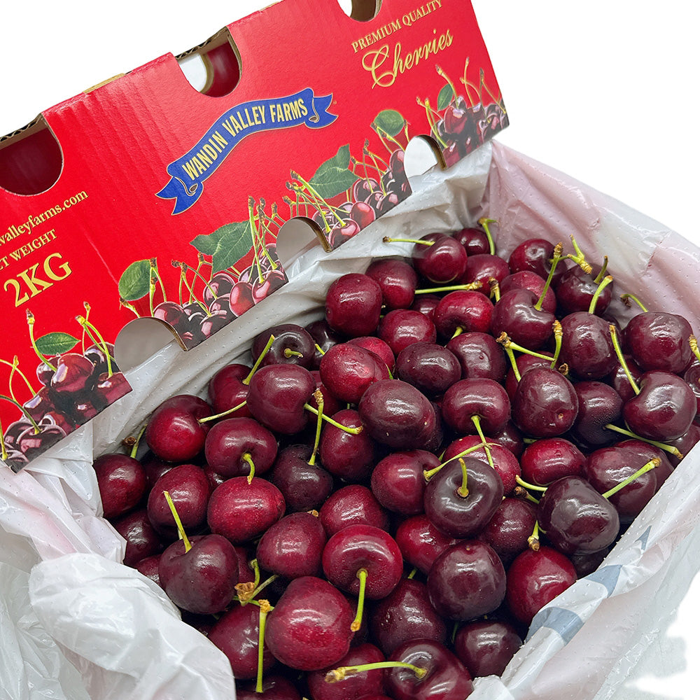 WVF-Premium-Lapin-Cherries-Gift-Box---2kg-1