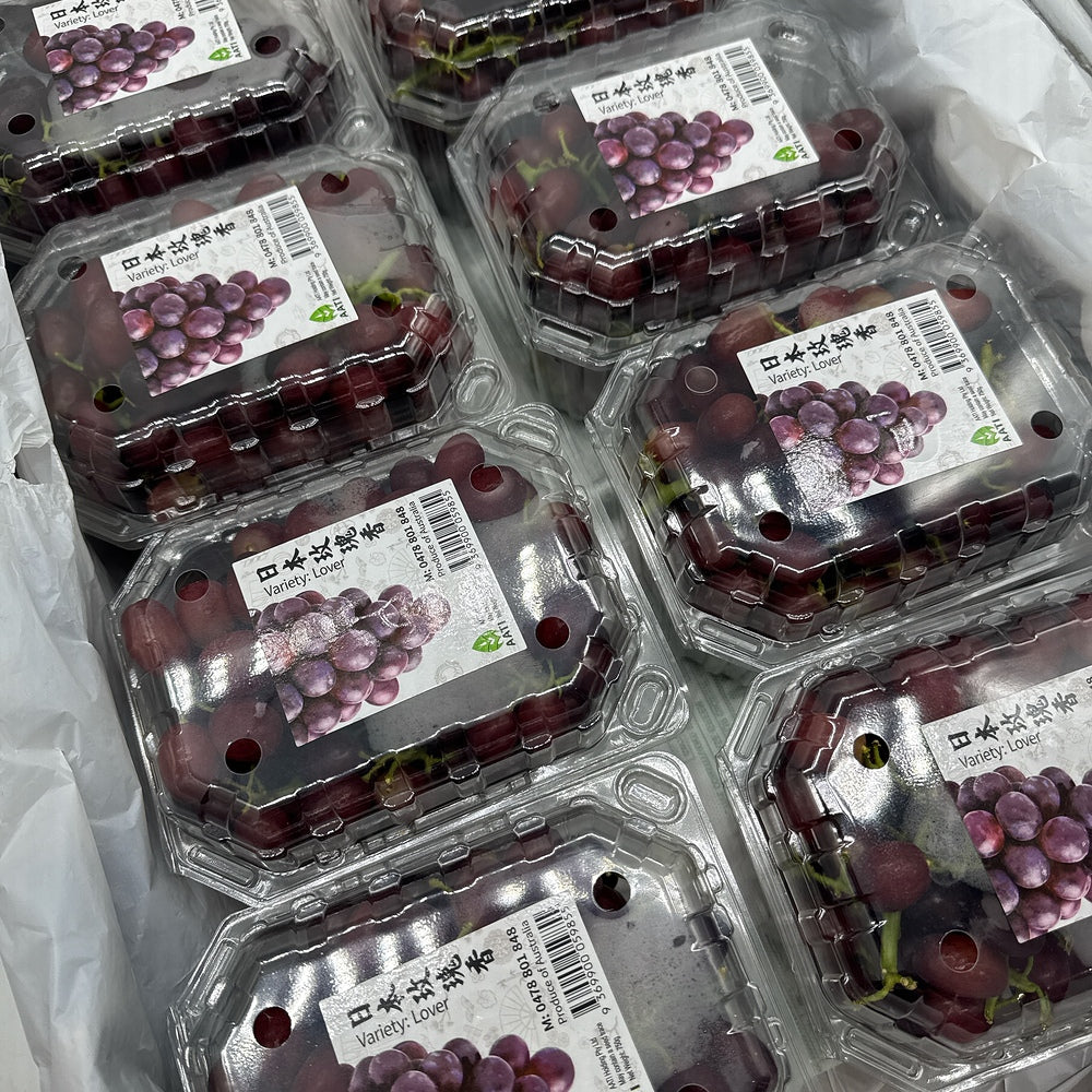 Japanese-Rose-Muscat-Grapes---750g-1