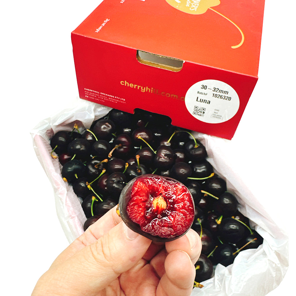 CherryHill-Cherries-Gift-Box-30-32mm---2kg-1