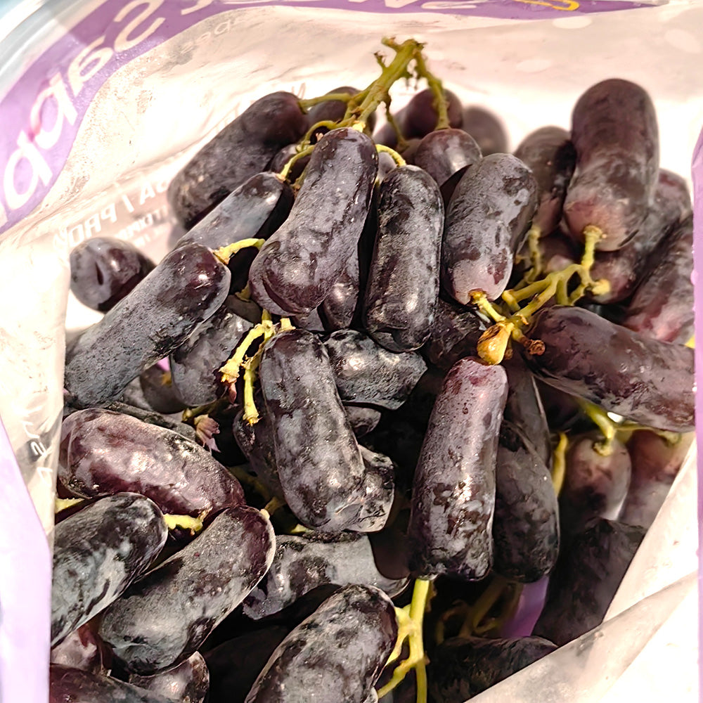 USA-Air-Freighted-Sweet-Sapphire-Grapes,-900g-1